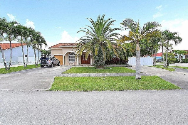 3 of 41 - 17870 Sw 155th Court, Miami, FL
