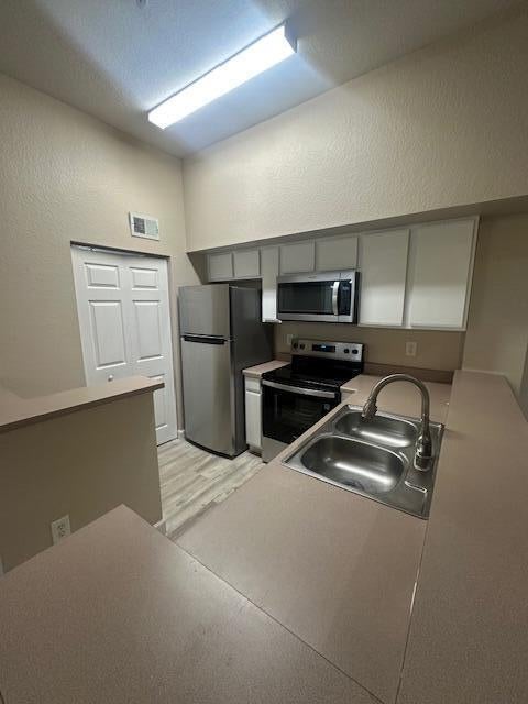 4 of 34 - 171 Sw Palm Drive #208, Port Saint Lucie, FL