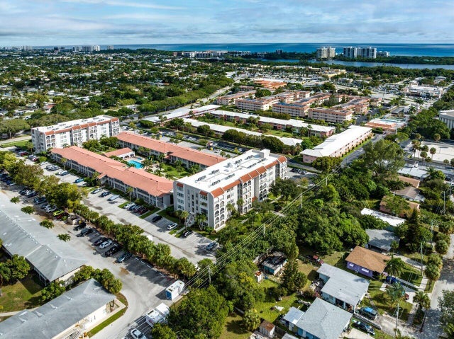 3 of 22 - 250 Ne 20th Street #2250, Boca Raton, FL