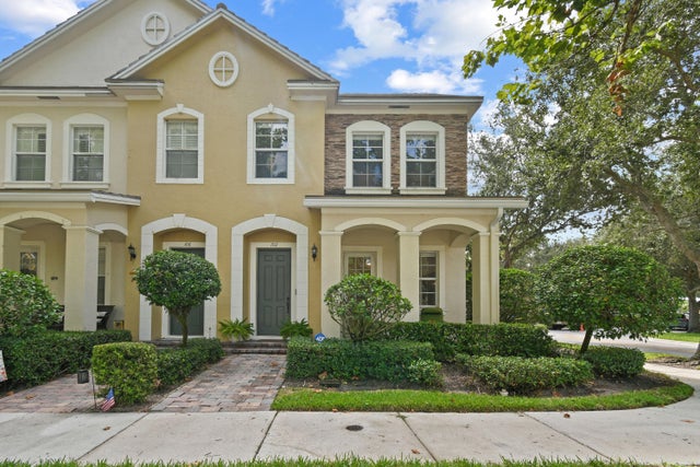 1 of 35 - 102 Lismore Lane, Jupiter, FL