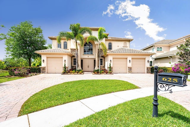2 of 49 - 625 Glenfield Way, Royal Palm Beach, FL