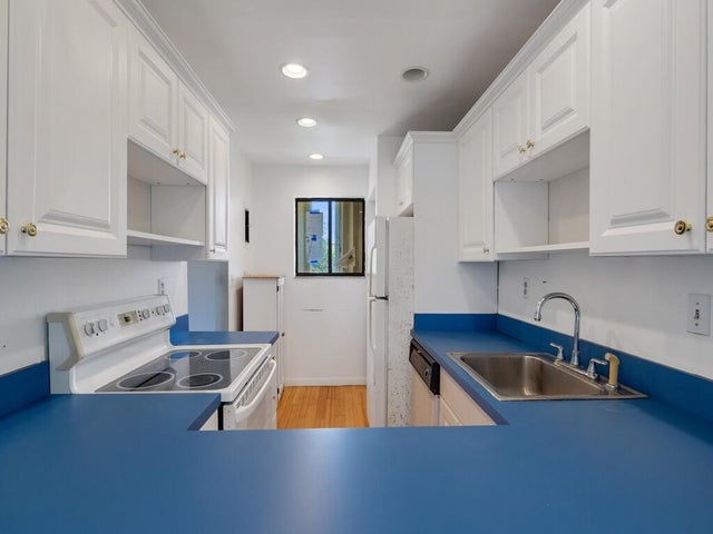 3 of 32 - 5373 Se Miles Grant Road #208, Stuart, FL