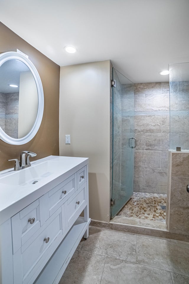 5 of 32 - 102 Wingfoot Drive #d, Jupiter, FL
