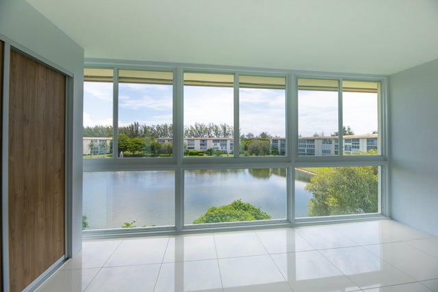 2 of 44 - 1902 Bermuda Circle #j4, Coconut Creek, FL