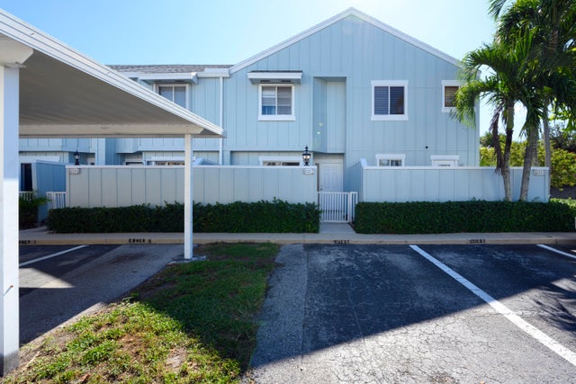 4 of 40 - 6222 Riverwalk Lane #7, Jupiter, FL