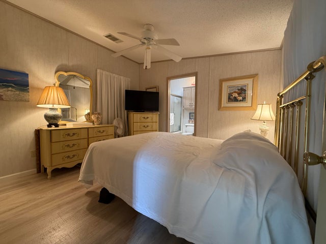 4 of 27 - 207 N Heron Drive #p, Briny Breezes, FL