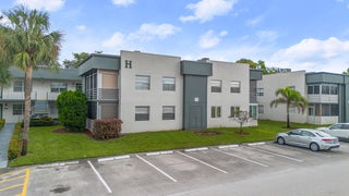 Photo of Listing #RX-11121332