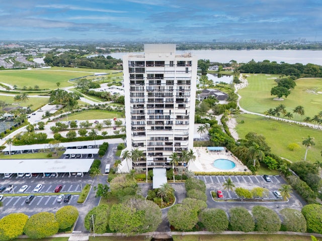 1 of 42 - 2400 Presidential Way #801, West Palm Beach, FL