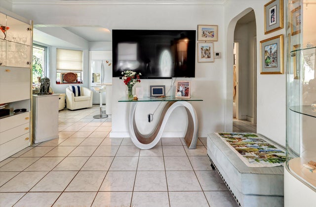 3 of 21 - 2711 Madison Street, Hollywood, FL