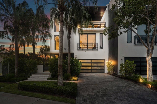 1 of 51 - 914 Palm Trail, Delray Beach, FL