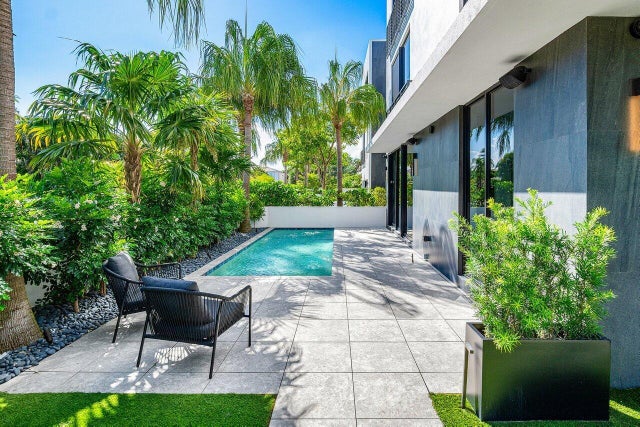 3 of 51 - 914 Palm Trail, Delray Beach, FL