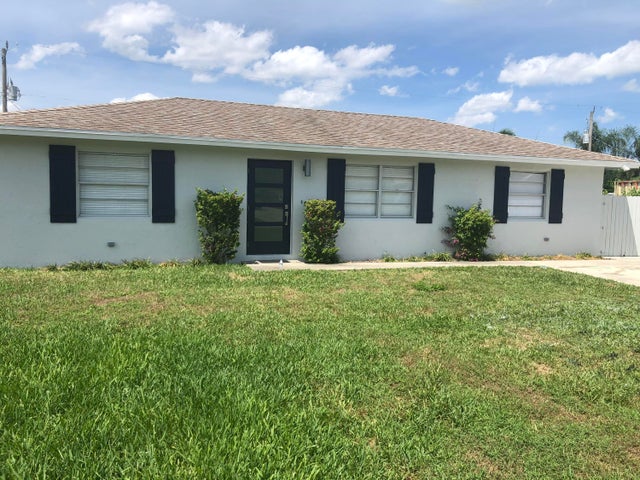 2 of 13 - 7415 Overlook Drive, Lake Worth, FL