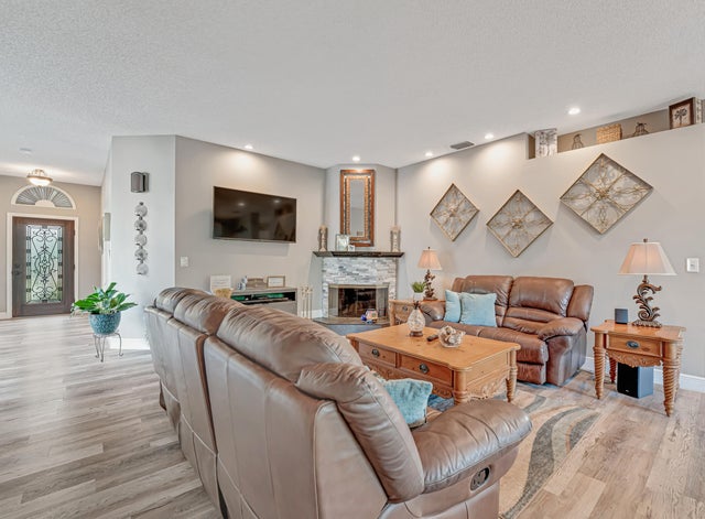 5 of 69 - 136 Caribe Court, Greenacres, FL