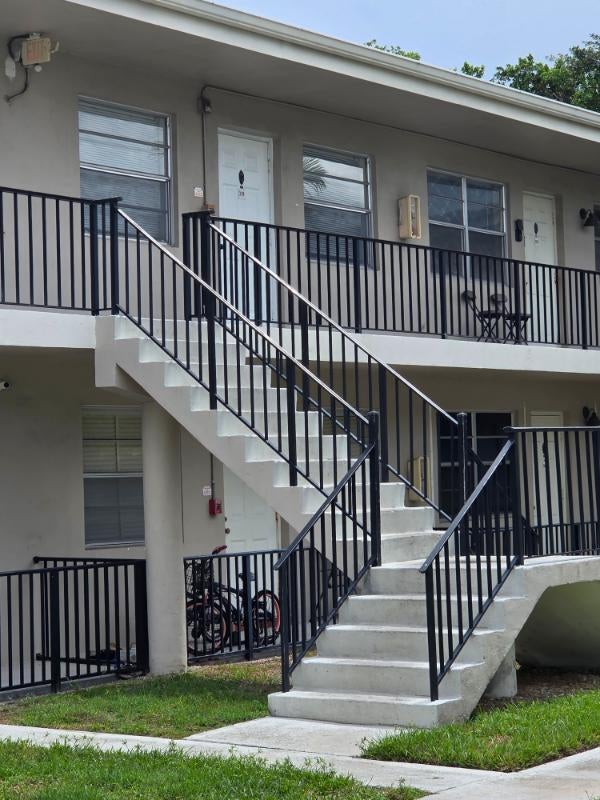 1 of 13 - 1250 Old Boynton Road #319, Boynton Beach, FL
