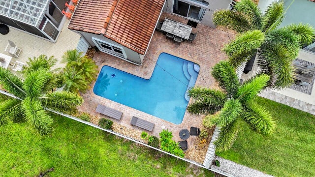 4 of 107 - 6657 Green Island Circle, Lake Worth, FL
