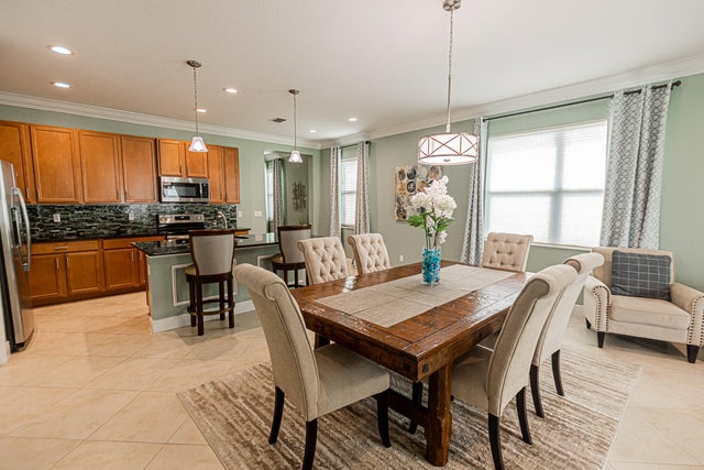 2 of 28 - 252 Se Via Visconti, Port Saint Lucie, FL