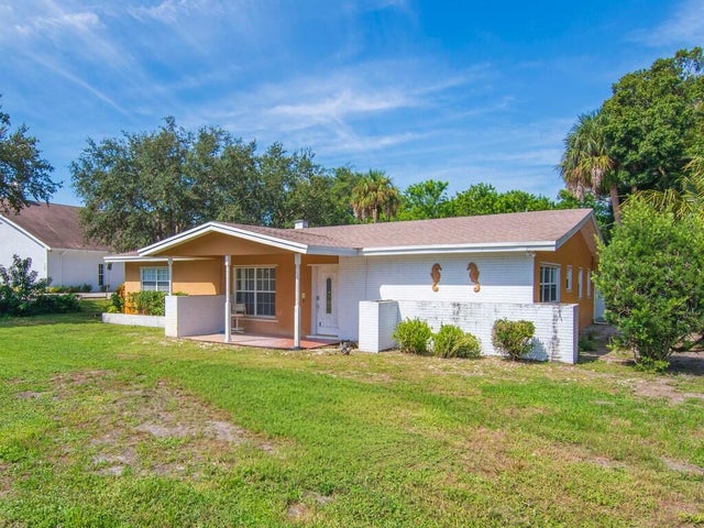 5 of 35 - 4585 30th Ave Avenue, Vero Beach, FL