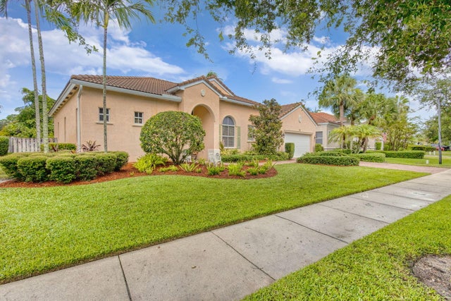 3 of 60 - 109 Magnolia Way, Tequesta, FL