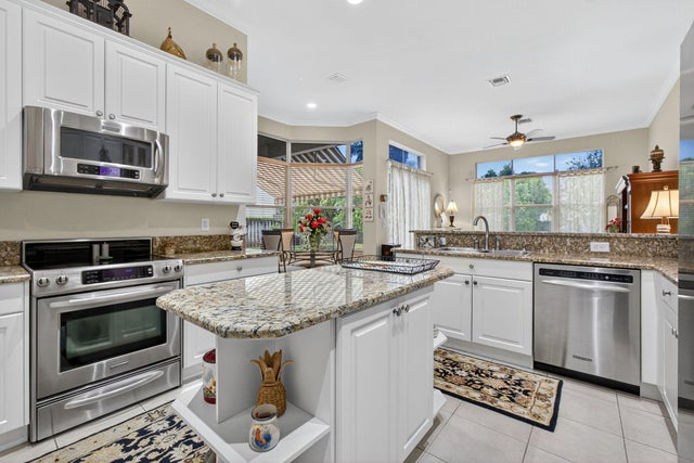 5 of 60 - 109 Magnolia Way, Tequesta, FL