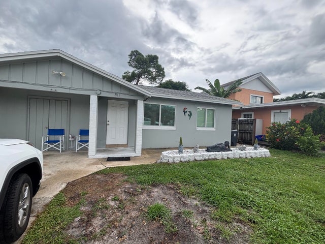 1 of 13 - 911 Rudolf Road, Lake Worth, FL