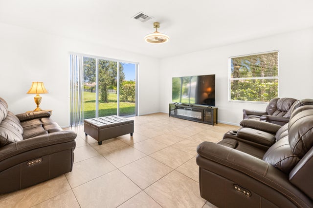 3 of 64 - 9070 Winterhaven Circle, Wellington, FL