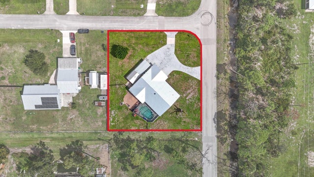 2 of 33 - 6501 Ocala Avenue, Fort Pierce, FL