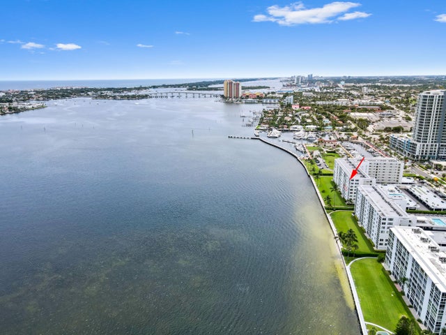 2 of 39 - 301 Lake Shore Drive #402, Lake Park, FL