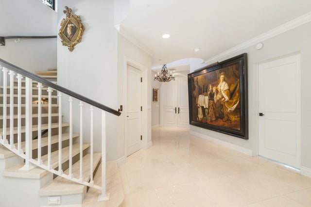 3 of 27 - 255 Everglade Avenue, Palm Beach, FL