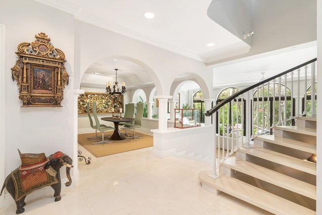 4 of 27 - 255 Everglade Avenue, Palm Beach, FL