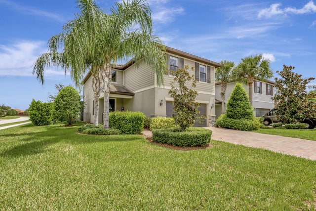 3 of 67 - 593 Se Monet Drive, Port Saint Lucie, FL