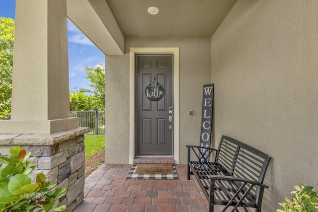 5 of 67 - 593 Se Monet Drive, Port Saint Lucie, FL