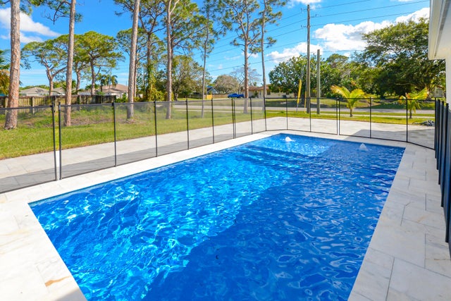 2 of 42 - 1985 Sw Burlington Street, Port Saint Lucie, FL