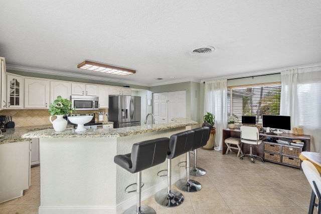 5 of 45 - 401 Se 14th Avenue, Pompano Beach, FL
