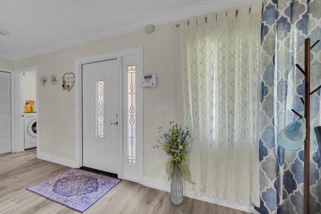 4 of 28 - 804 Holly Avenue, Fort Pierce, FL