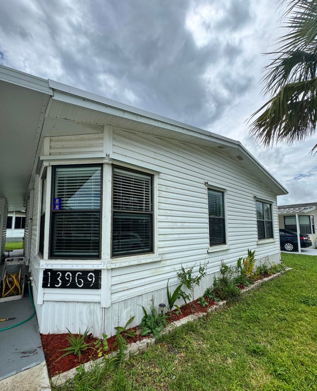 2 of 33 - 13969 Adelfa Avenue, Fort Pierce, FL