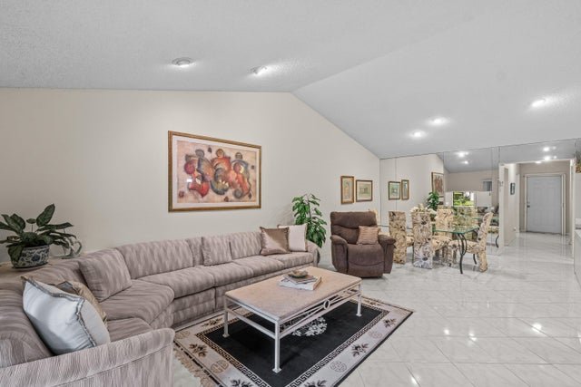 5 of 67 - 10059 Laurelwood Place, Boynton Beach, FL