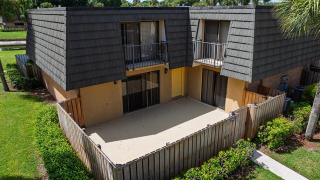 3902 39th Way, West Palm Beach