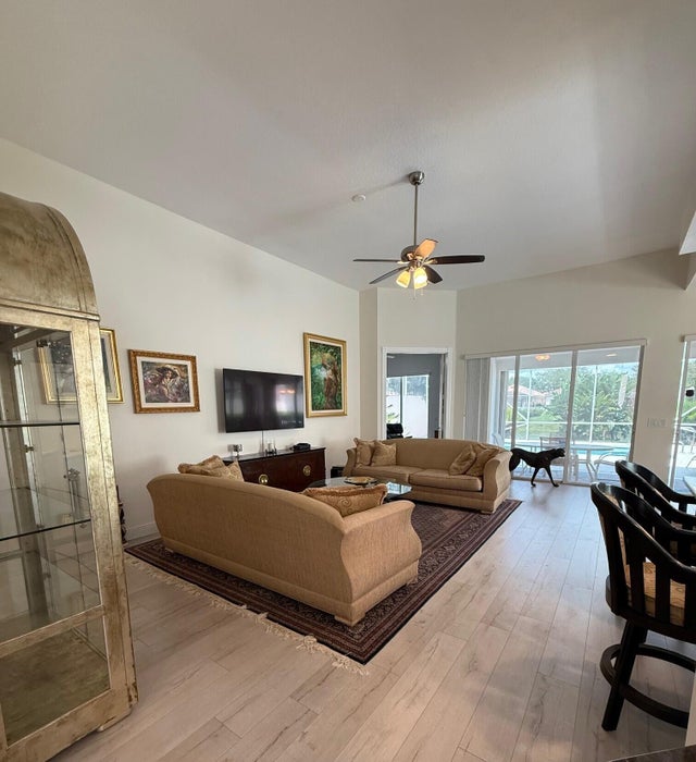 4 of 13 - 2643 Irma Lake Drive, West Palm Beach, FL