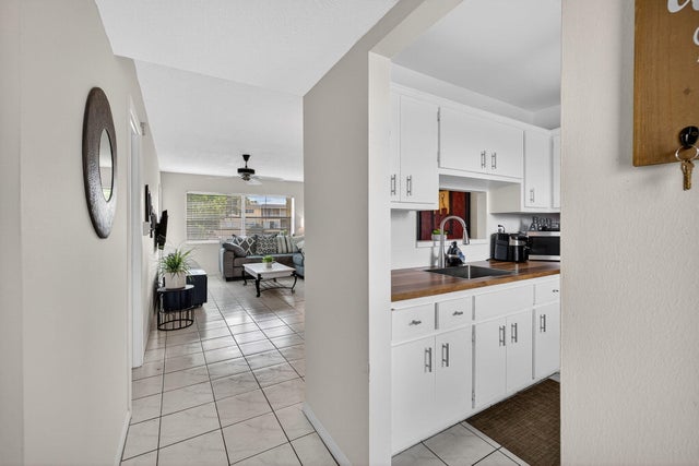 2 of 24 - 4431 Nw 16th Street #h207, Lauderhill, FL