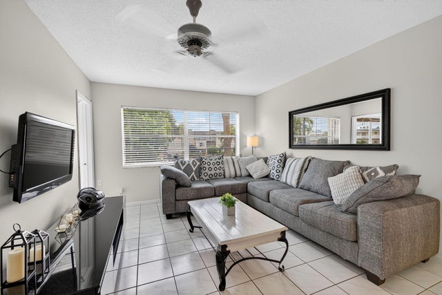 4 of 24 - 4431 Nw 16th Street #h207, Lauderhill, FL