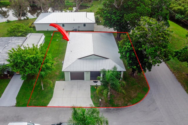 2 of 60 - 39 Se Flamenco Way, Port Saint Lucie, FL