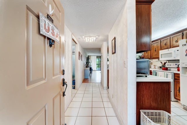 3 of 41 - 5929 Coral Lake Drive #305, Margate, FL