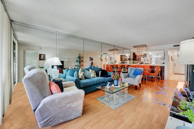 5 of 41 - 5929 Coral Lake Drive #305, Margate, FL
