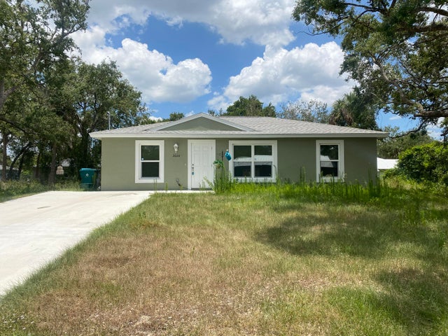 1 of 33 - 2020 Inglewood Circle, Labelle, FL