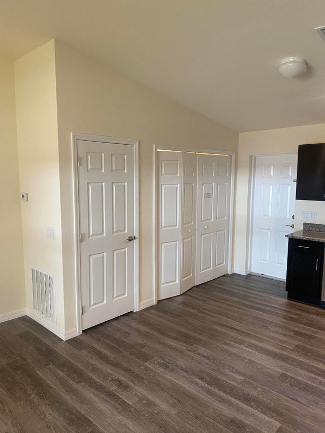 4 of 33 - 2020 Inglewood Circle, Labelle, FL