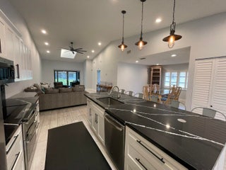 Photo of Listing #RX-11121671