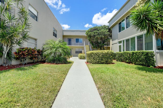 1 of 31 - 318 Monaco G #g, Delray Beach, FL