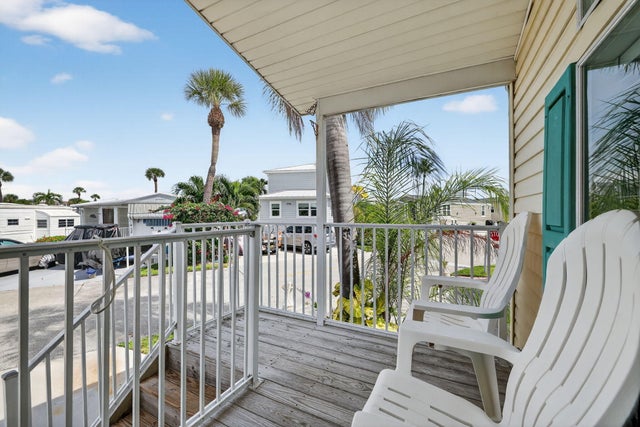 4 of 30 - 566 Nettles Boulevard, Jensen Beach, FL