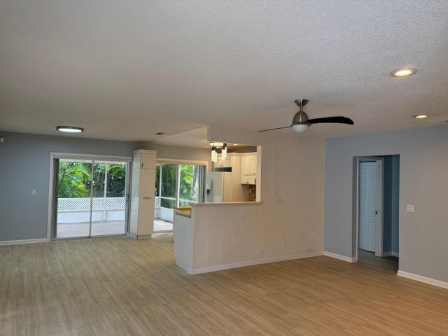 2 of 4 - 5159 Mirror Lakes Boulevard, Boynton Beach, FL