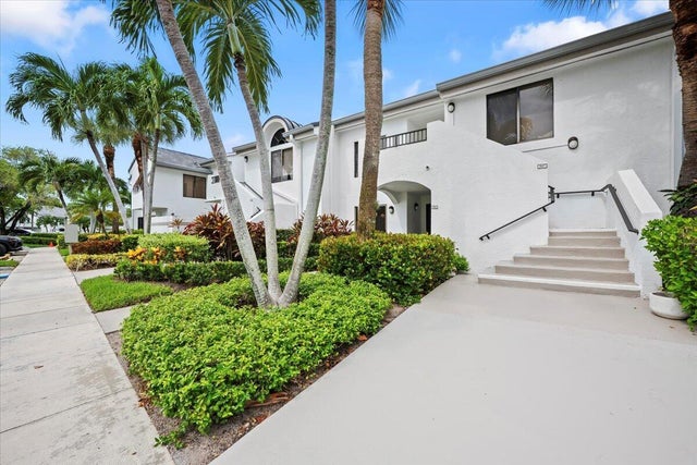 1 of 40 - 7479 Glendevon Lane #503, Delray Beach, FL